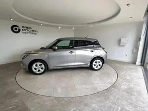 Suzuki Swift 1.2 Mild Hybrid Motion 5dr - Image 4