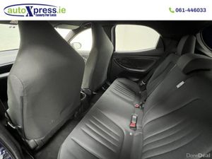 Toyota Yaris 1.5 Hybrid X Automatic - Image 4