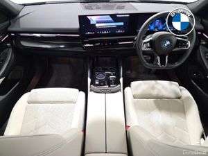 BMW 5-Series 530e M Sport Saloon - Image 4