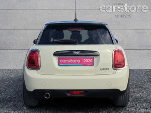 Mini Cooper Cooper Classic - Image 4