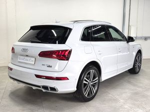 2019 Audi Q5 55 S Line Competition PHEV Quattro - Image 4
