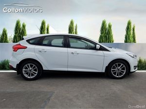 Ford Focus 1.5 TDCi 95PS Style - Image 4