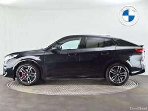 BMW iX2 eDrive20 M Sport - Image 3