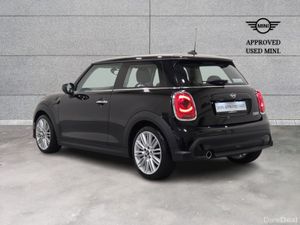 Mini Cooper 3-Door Cooper Classic - Image 3