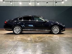 Volkswagen Passat 1.4 AUTOMATIC TSI ELEGENCE LINE - Image 3
