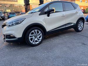 2016 Renault Captur 1.5 dci SIGNATURE - Image 2