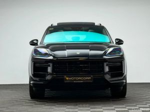 Porsche Cayenne TURBO 4.0 E-HYBRID 730HP *HUGE SPE - Image 2