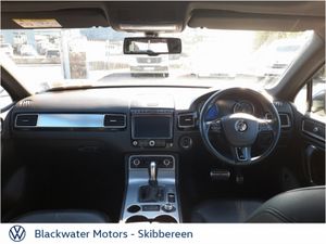 Volkswagen Touareg 3.0TDI 262BHP V6 R-LINE - Image 2