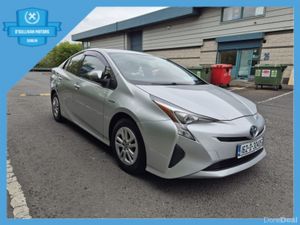 Toyota Prius / 2016 / 1.8 PETROL HYBRID / AUTO - Image 3