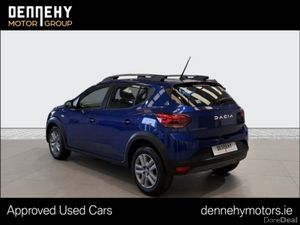 Dacia Sandero Stepway  RTCe 90 STEPWAY Comfort ** - Image 4