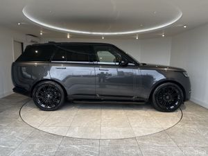 Land Rover Range Rover 2023 - Image 4