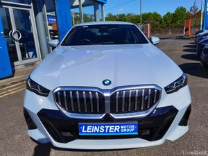 BMW I5 84KWH EDRIVE40 M SPORT **HARMON/KARDON** - Image 4