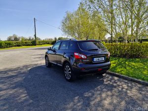 Nissan Qashqai Diesel (NCT TESTED AND TAXED)!!! - Image 4