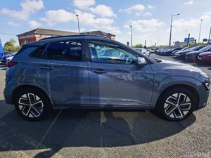 HYUNDAI KONA 64KWH PREMIUM *92.7% BATTERY HEALTH* - Image 4