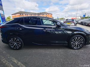 LEXUS RZ 450E 71KWH TAKUMI **98.1% BATTERY HEALTH* - Image 4