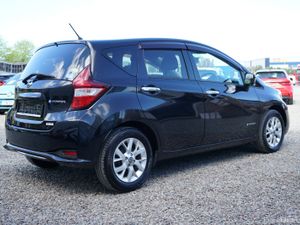 2017 Nissan Note E-Power - Image 4