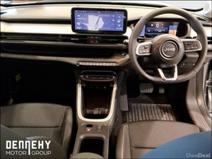 Jeep Avenger Altitude Petrol/ Hybrid - Image 3