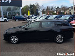 Opel Astra Elegance 1.2 Turbo 110PS Petrol 6 Speed - Image 4
