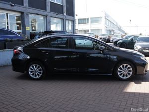 2019 TOYOTA COROLLA HYBRID LUNA SALOON 1.8 4DR - Image 3