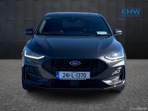 Ford Focus ST-Line 1.0 MHEV 125BHP... Heated seats - Image 3