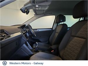 Volkswagen Tiguan 2.0 TDI 122HP Life, Rear Camera, - Image 4