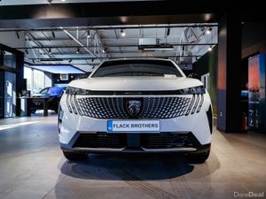 2026 Peugeot 3008 GT Exclusive 210bhp Auto - Image 2