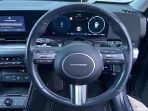 Hyundai KONA E ADVANCE 65 KWH // FULL SERVICE HIST - Image 4