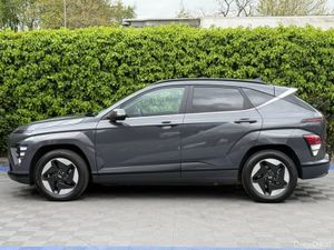 Hyundai KONA E ADVANCE 65 KWH // FULL SERVICE HIST - Image 3
