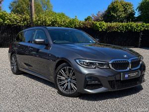 22 BMW 330e M Sport Touring Plug-In Hybrid Auto - Image 4