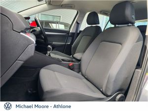 Volkswagen Golf 2.0 TDI 115BHP Comfort - Image 4