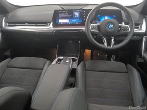 BMW iX1 eDrive20 M Sport - Image 4