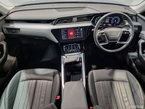 Audi Q8 e-tron ** 251 ** FULL ELECTRIC ** SPORT ** - Image 2