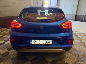 211 Ford Puma Titanium 1 Ltr MHEV ** V LOW KLMS ** - Image 4