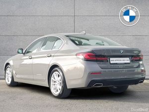 BMW 5-Series 520d SE Saloon - Image 2