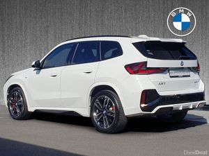 BMW iX1 eDrive20 M Sport - Image 3
