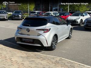 Toyota Corolla HYBRID L/SPORT HB - Image 2