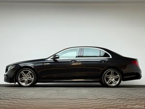 Mercedes-Benz E-Class E220D AMG LINE AUTO - Image 4
