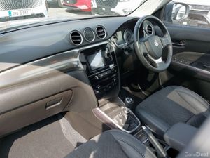 Suzuki Vitara 1.4 Hybrid SZ5 MT - Image 4