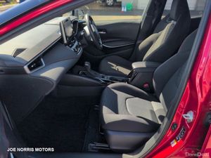 Toyota Corolla Sport 1.8 Hybrid GZ Automatic – Hig - Image 4