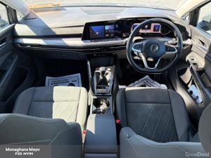 Volkswagen Golf STYLE 2.0 TDI 115HP 5DR - Image 2