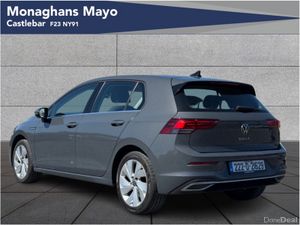 Volkswagen Golf STYLE 2.0 TDI 115HP 5DR - Image 3