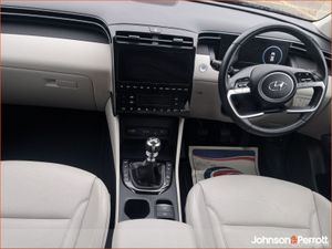 Hyundai Tucson 2WD Executive Plus - Image 4