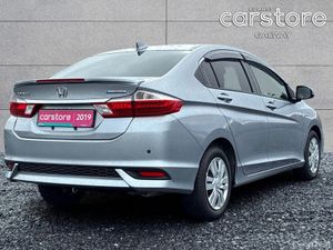 Honda Grace Hybrid 1.5 AUTO Silver - Image 3