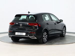 *41* 2023 Volkswagen Golf 1.4tsi style auto - Image 4