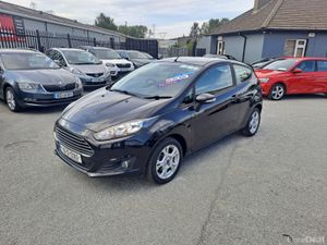 Ford Fiesta 2015 LOW KMS MCA ZETEC 1.25 60PS 3DR - Image 4