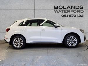 Audi Q3 45 TFSI E S Tronic S line - Image 4