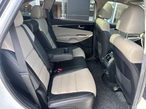 Kia Sorento K3 5DR - Image 4