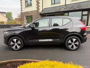*Low Kms* 232 Volvo XC40 Plus Dark! - Image 4