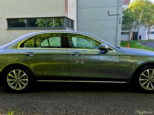 2018 MERCEDES BENZ E200  CDI SE AUTO - Image 3
