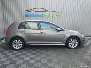 2013 Volkswagen Golf 1.6 TDI BLUEMOTION - Image 2